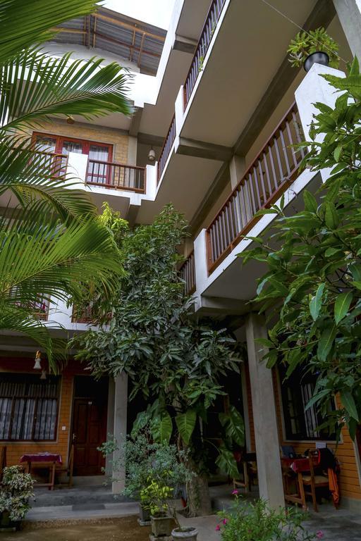 Eco Square Resort Mirissa Exterior foto