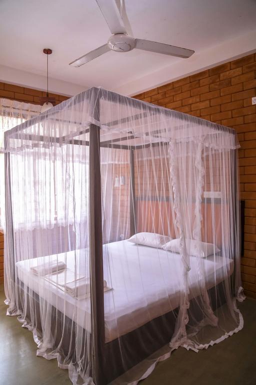 Eco Square Resort Mirissa Quarto foto